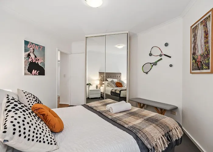 Carrington Views,3 Bedrooms, Cbd, Parking Adelaide